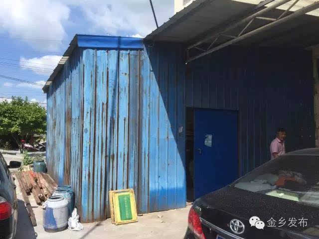 一处不留!金乡镇坚决拆除粉尘作业场所违章建筑